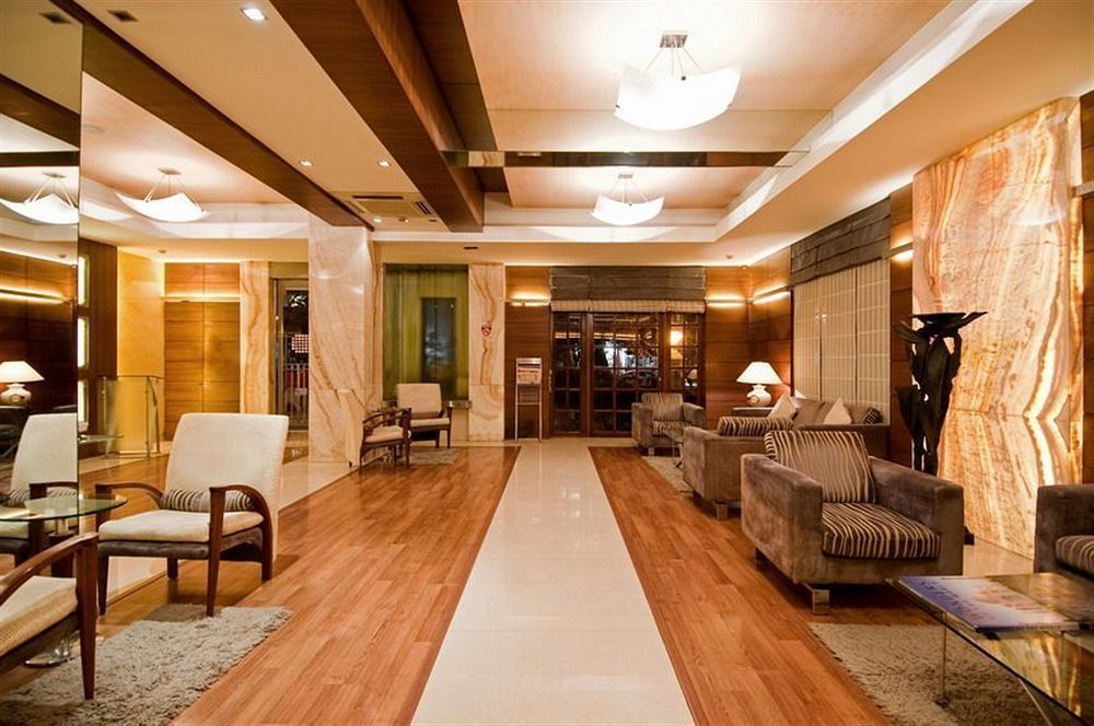 Astoria Hotel Mumbai Exteriör bild